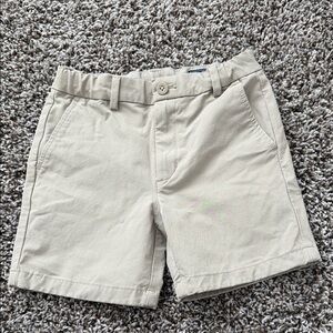 Vineyard vines shorts
